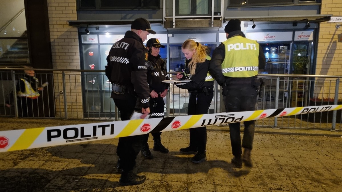 Meldinger om avfyrte skudd på restaurant i Nydalen