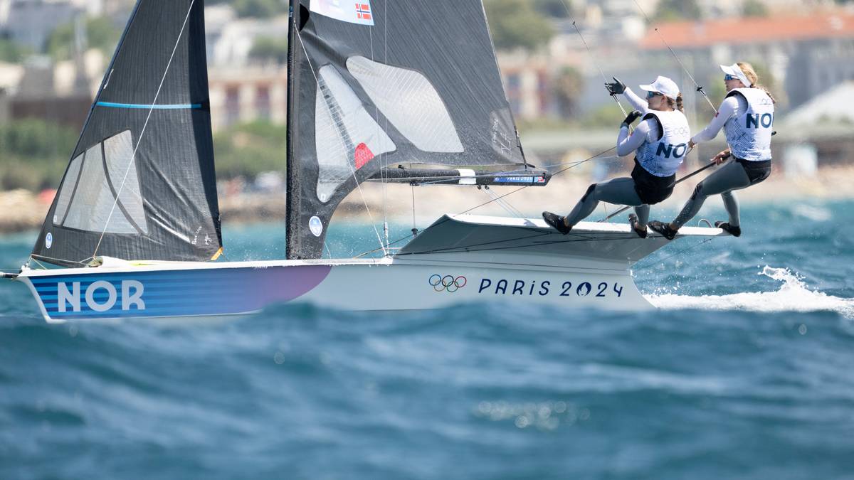 Næss og Rønningen 2 poeng bak bronseplass før medaljeseilas