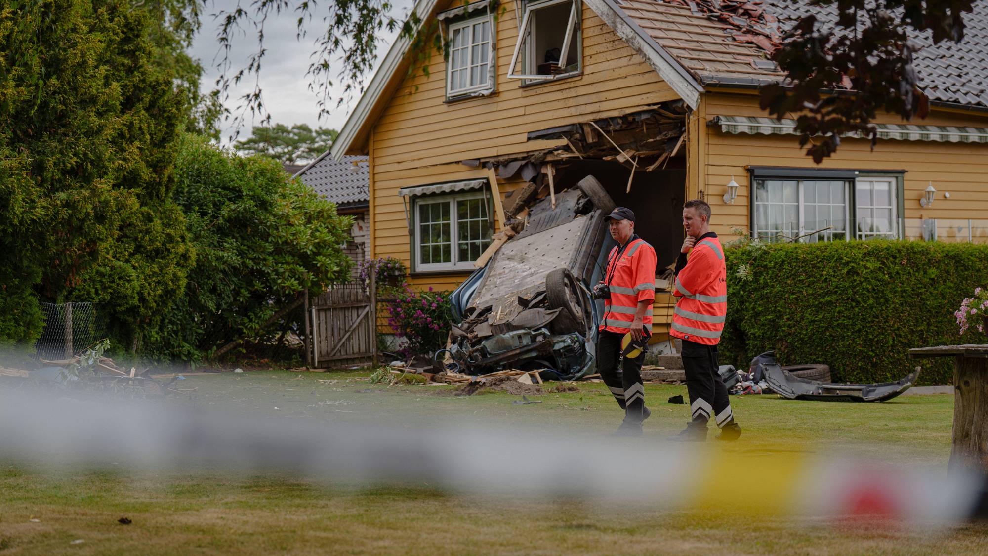 Skadet hus etter påkjørsel