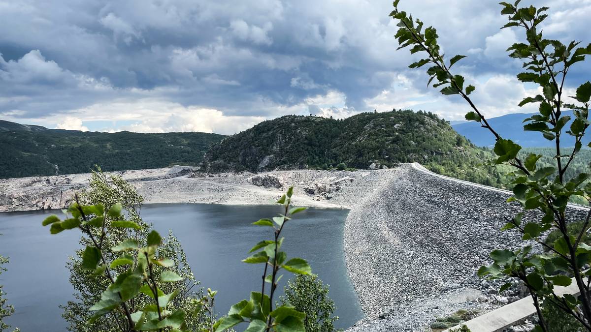 Mindre vann i kraftmagasinene påvirker strømprisene