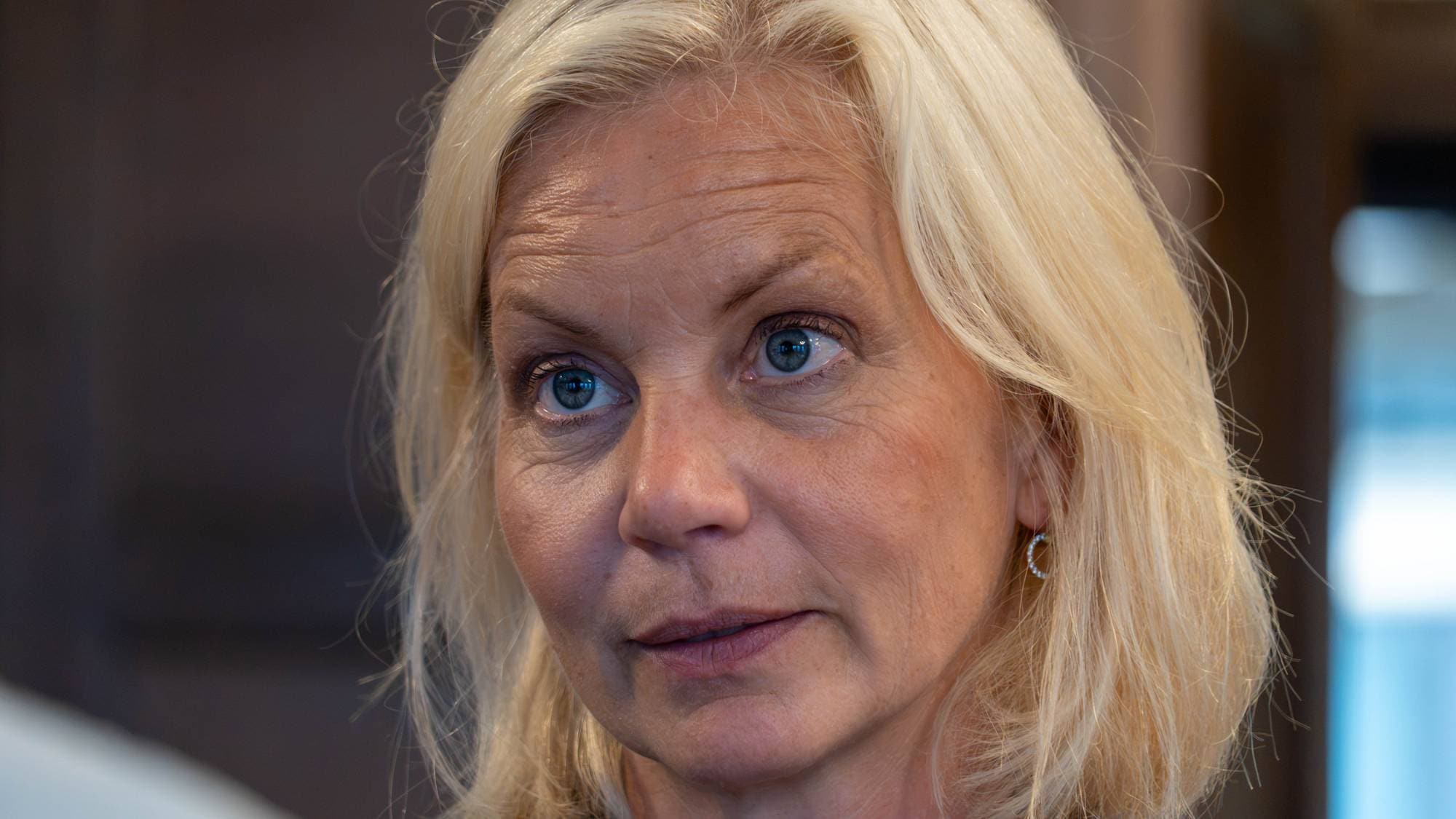 Portrettbilder av Sigrun Aasland (Ap) Forsknings- og høyere utdanningsminister.