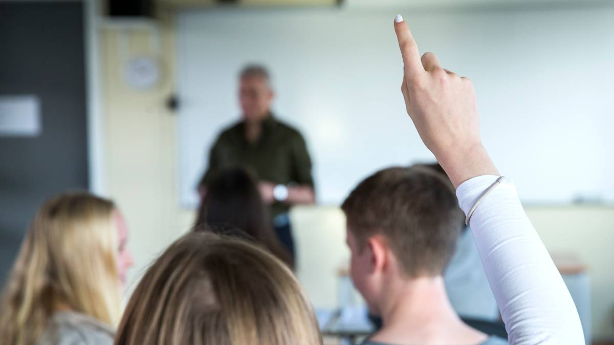 Bemanningen i skolene skal ned