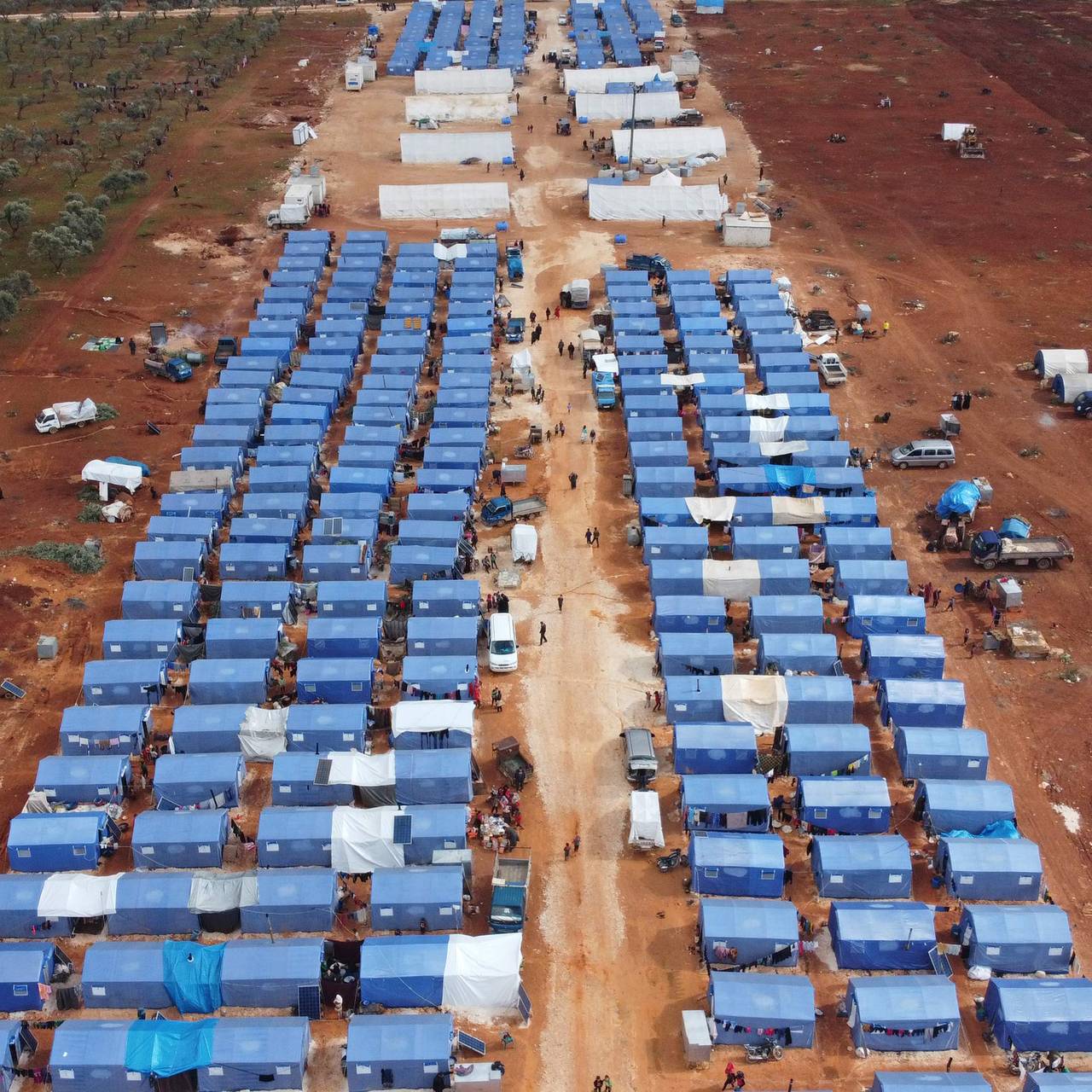 Et oversiktsbilde av en flyktningleir i Syria i Idbli-provinsen.