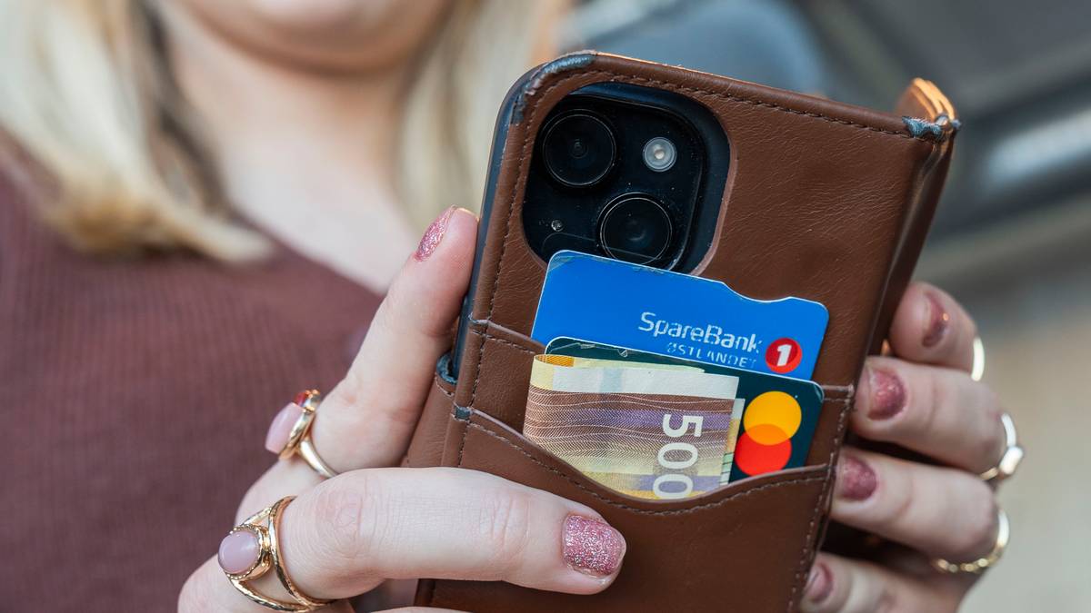 Nesten en halv million kunder uten nettbank i helga
