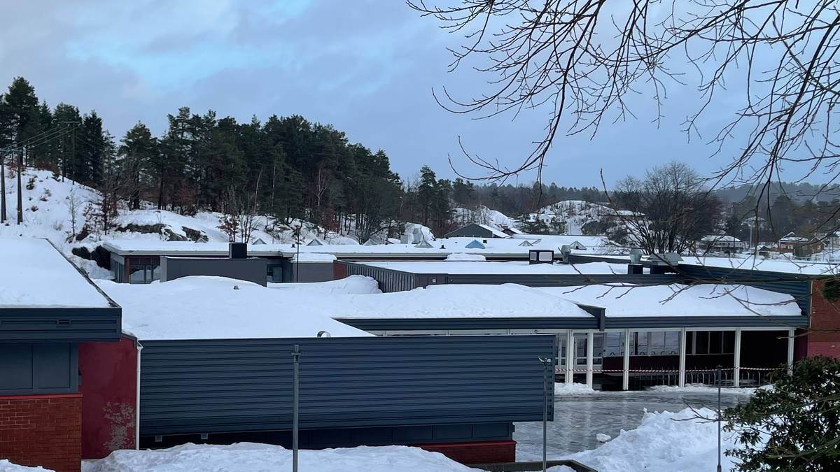 Skole holder stengt