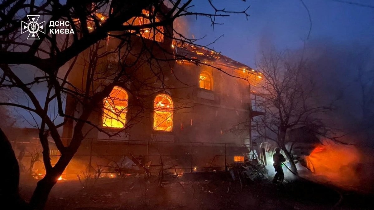 Kyiv råka av kraftig angrep