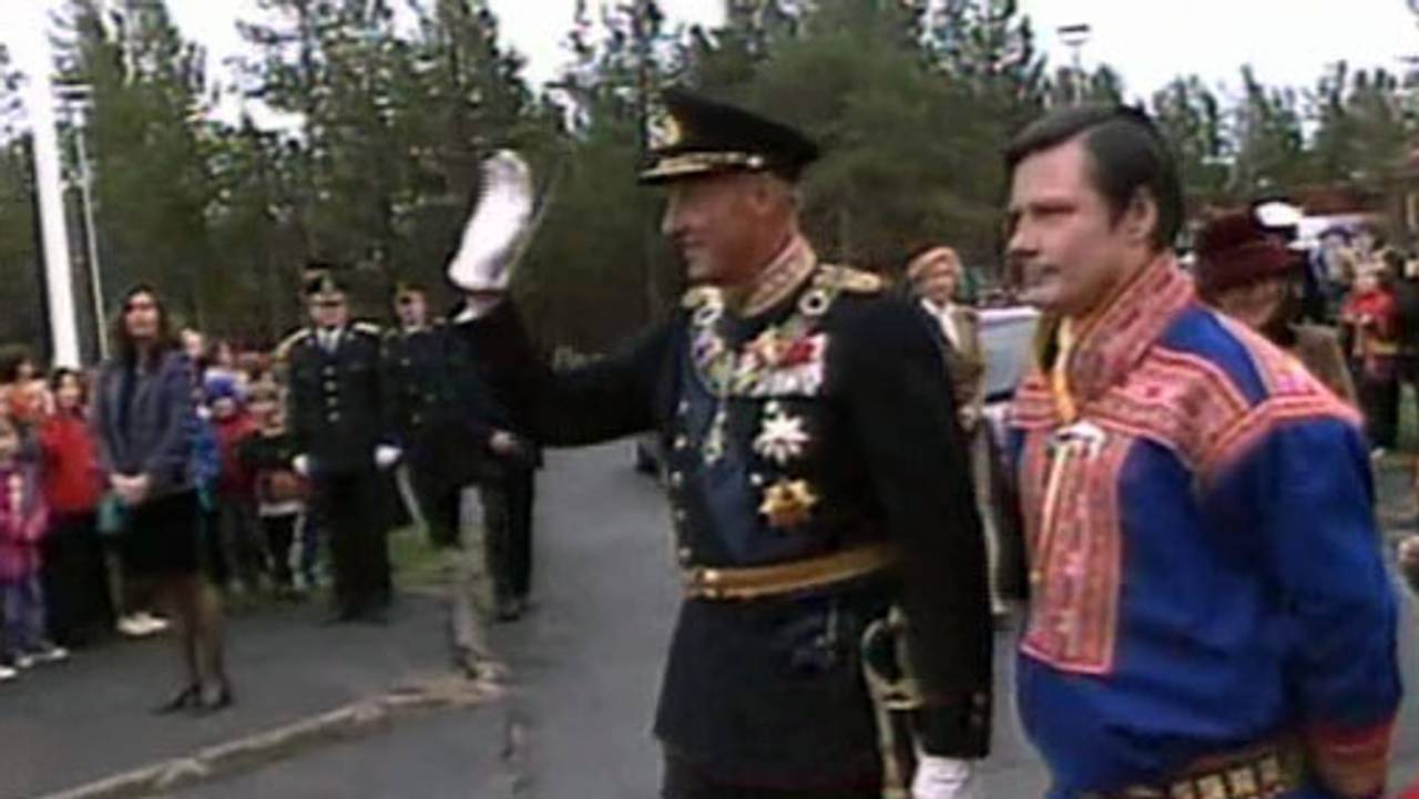 Kong Harald med sametingspresident Ole Henrik Magga