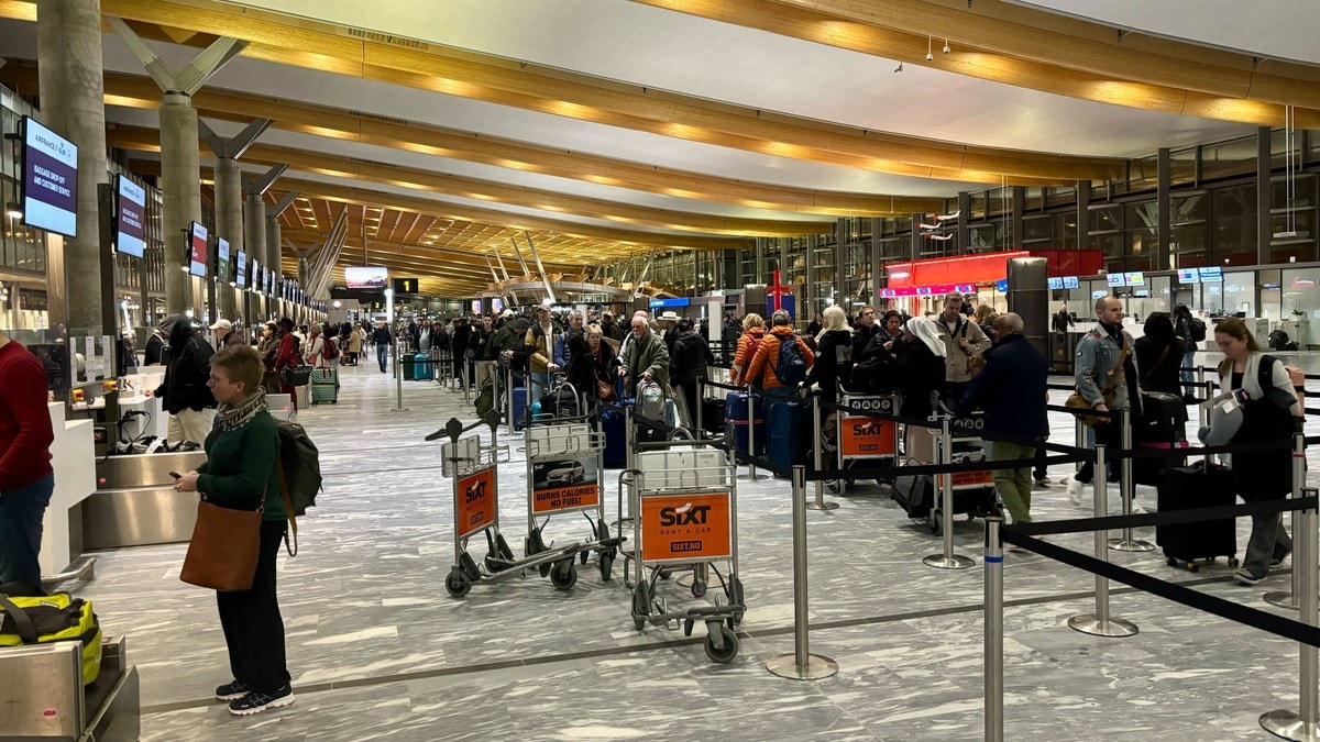 Venter over 130.000 reisende på de største flyplassene:– Møt opp i god tid