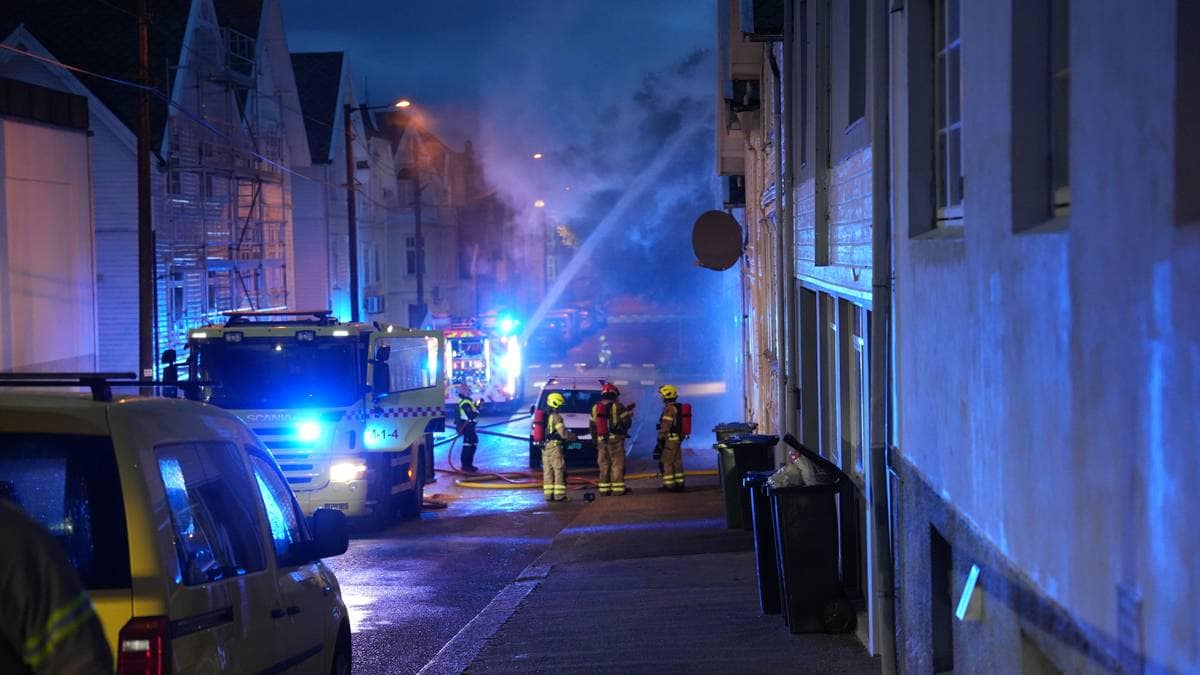 Flere evakuert etter boligbrann i Haugesund