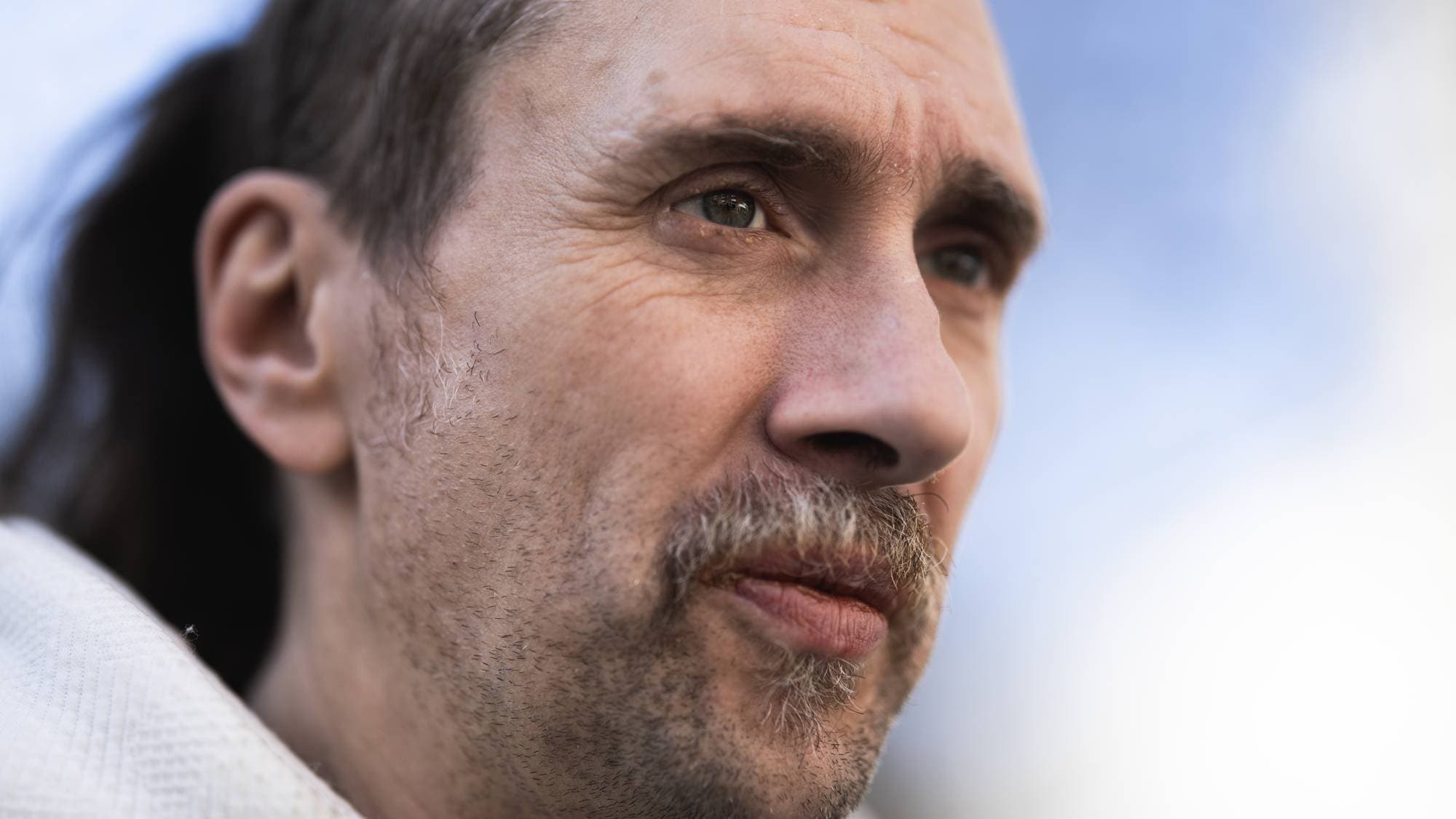 Kim Storøygaard har vært tung rusmisbruker i mange år, og deltar nå på et prosjekt der han får heroin i pilleform som medisin. 