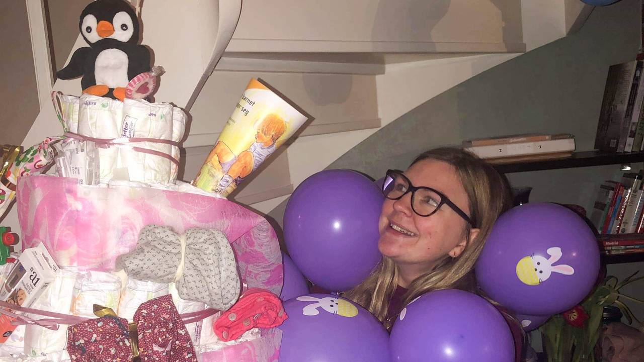 Marie på babyshower