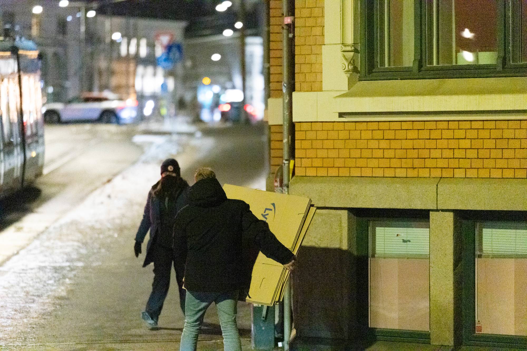 Økokrim razzia mot leiligheten til Rød-Larsen på Frogner