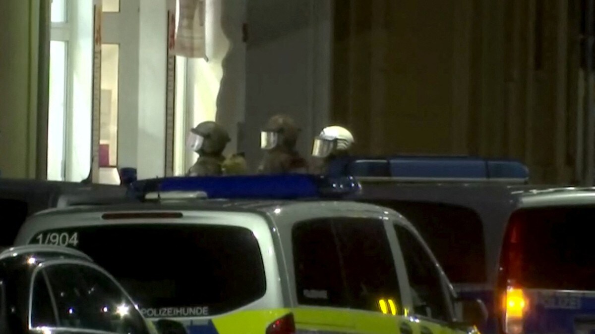 Politiet stormer apotek i Karlsruhe – eksplosjoner hørt