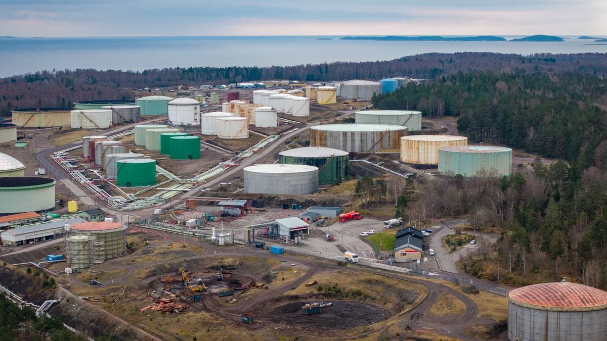 Dobler norske drivstofflagre – vil ikke ta regningen