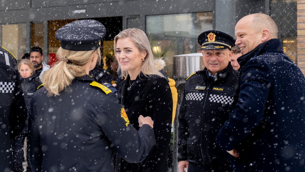 Søskenbarn­ekteskap kan bli forbode i år – Frp meiner det er på høg tid