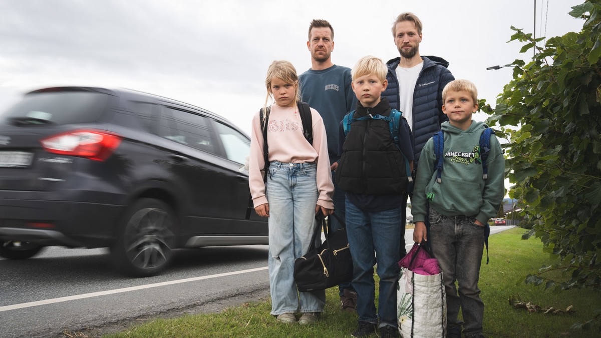 Nekter å sende barna alene til skolen: – Jeg frykter de ikke kommer hjem igjen