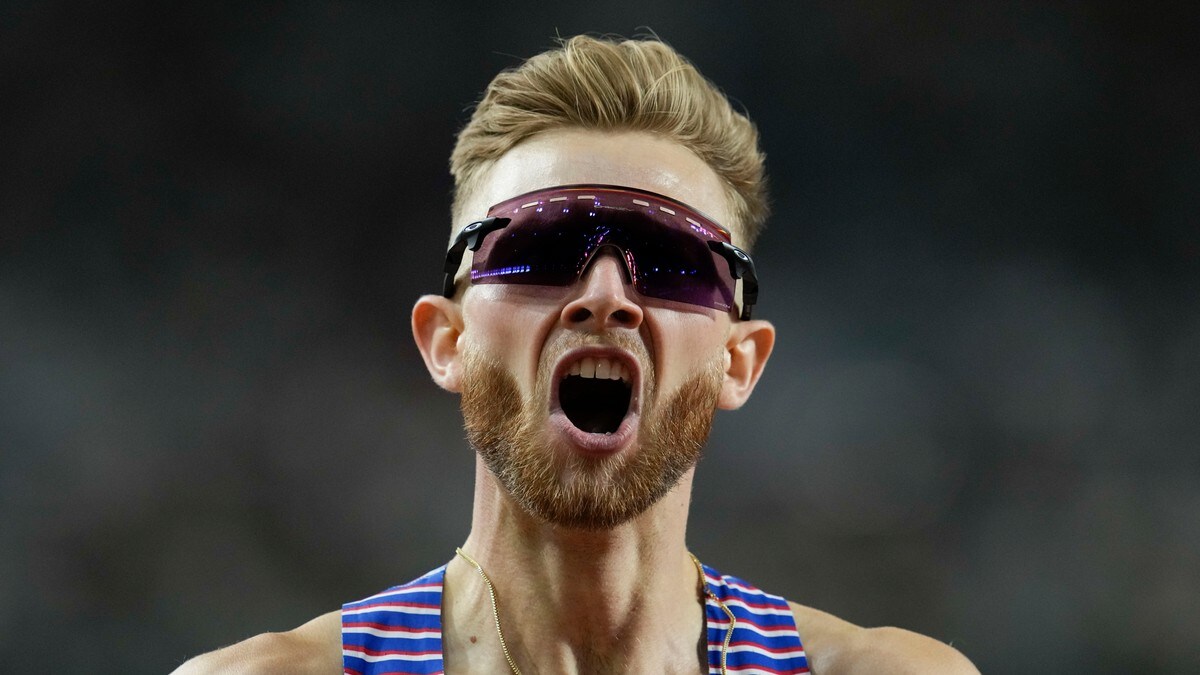 Kerr satte verdensrekord på to engelske mil innendørs