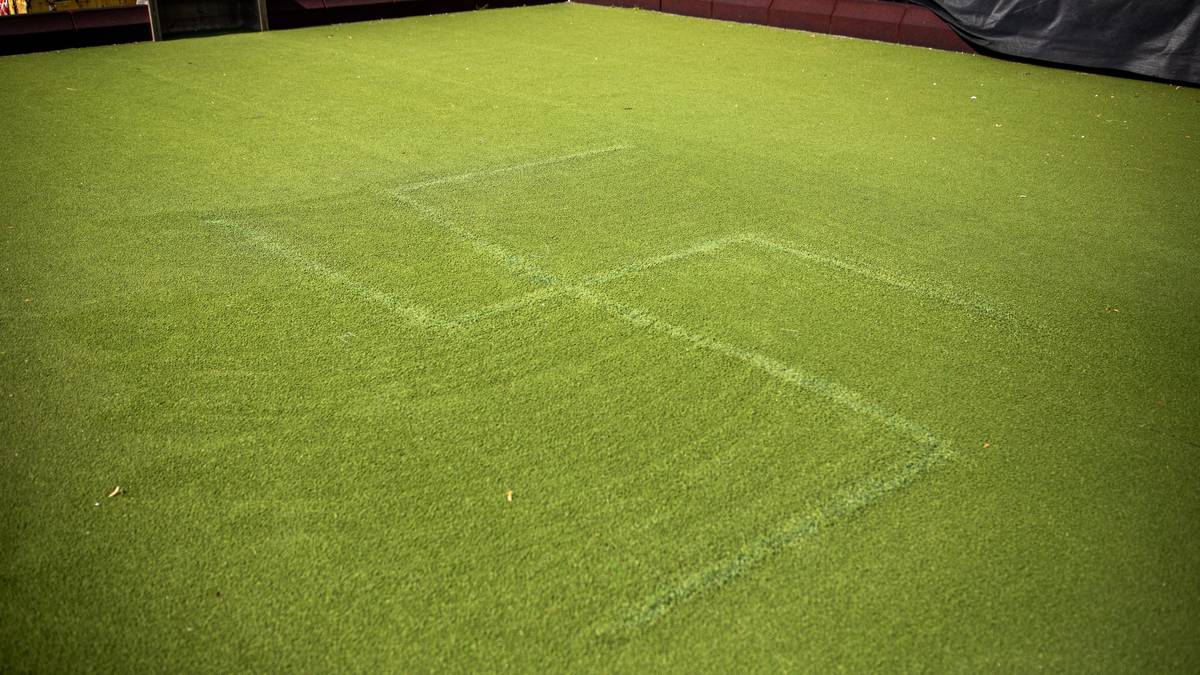 Tagget ned med hakekors før fotballfest