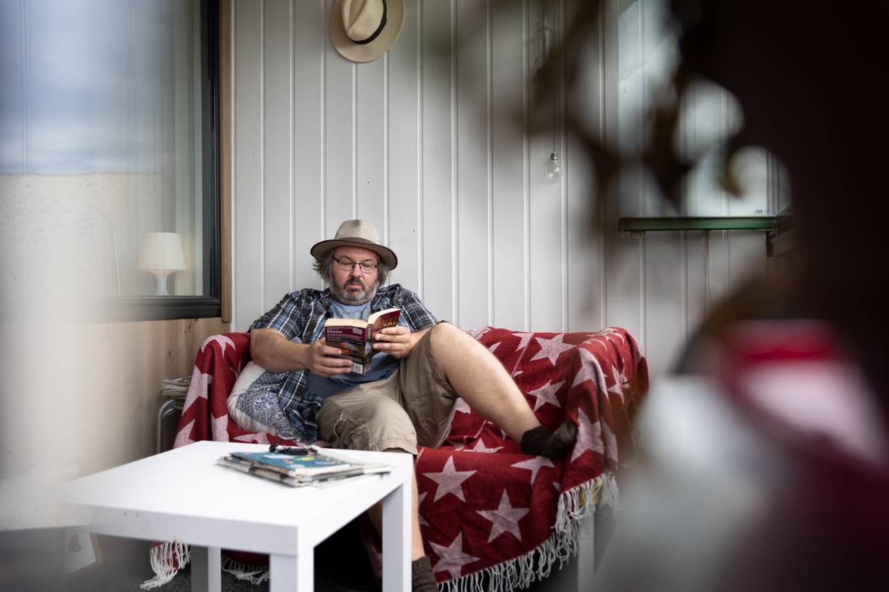 Han er glad i å lese