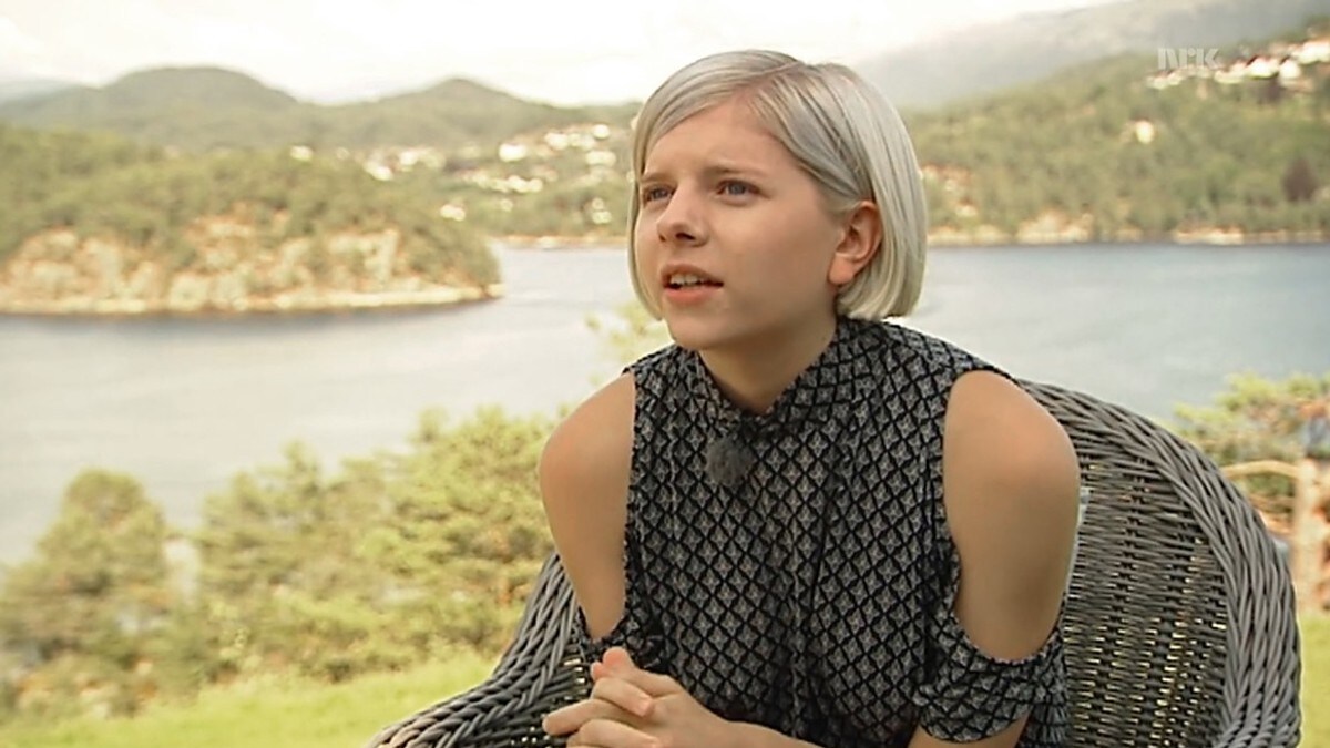 Aurora (18) kan ikke en eneste note – NRK Vestland P3.no Musikk » Aurora til Øya