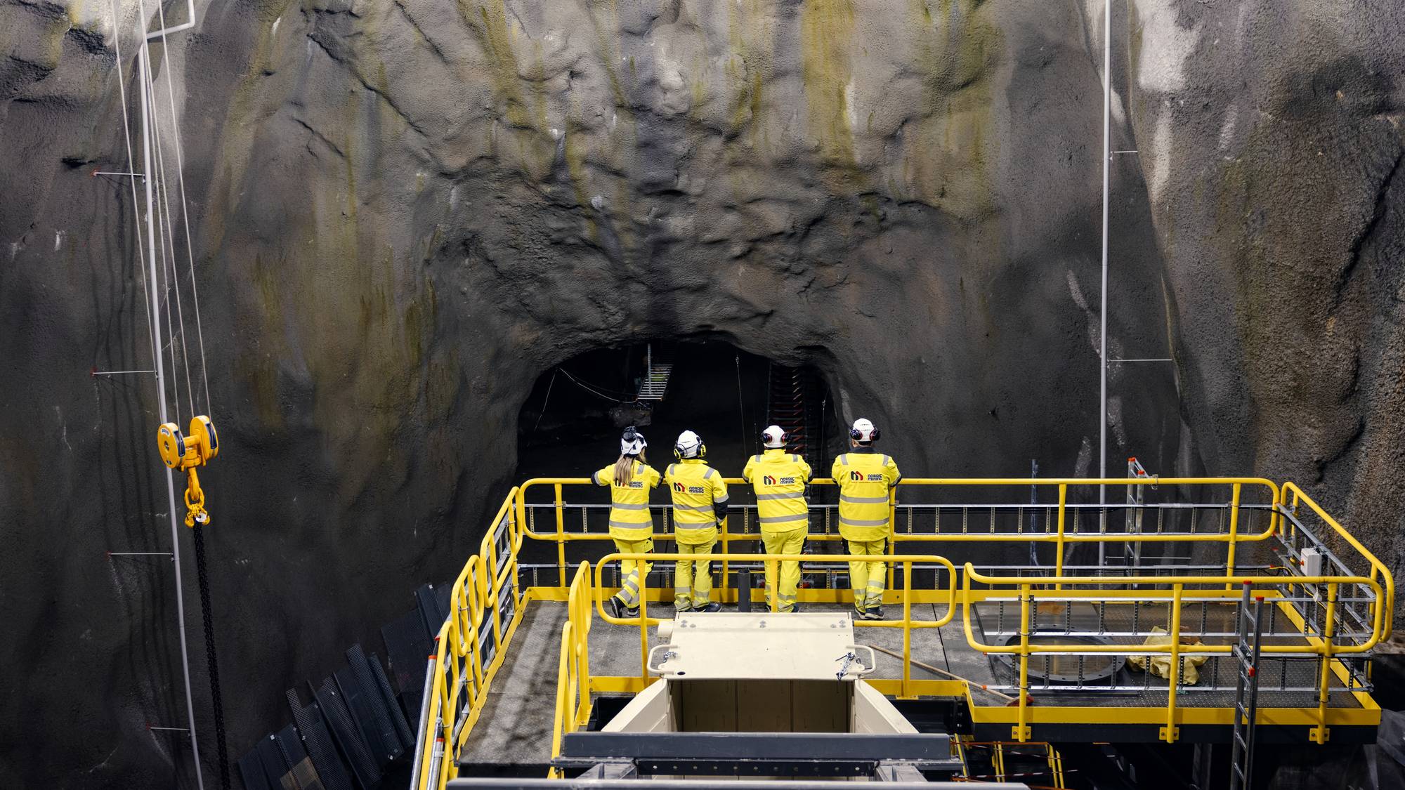 Bilete frå tunnel ved Nordic Mining