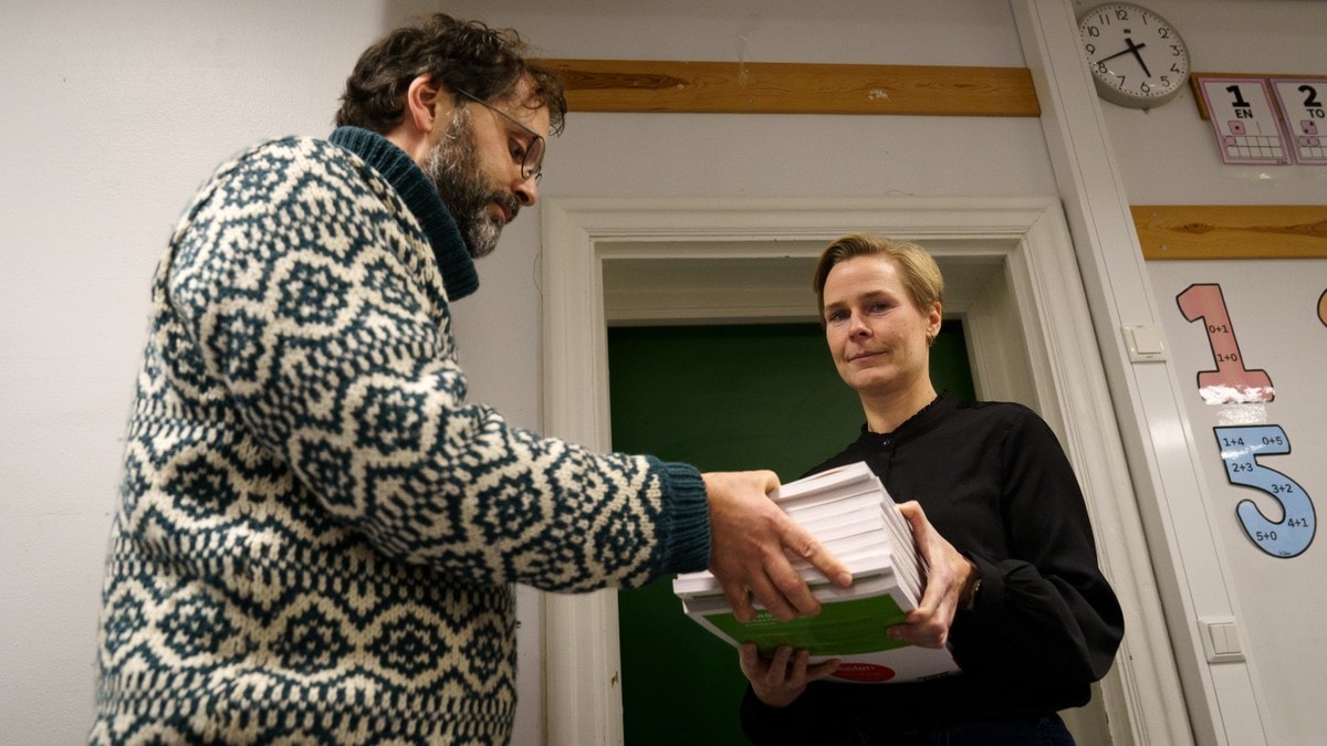 Skolen har ikke råd til bøker – foreldre starter inn­samlings­aksjon