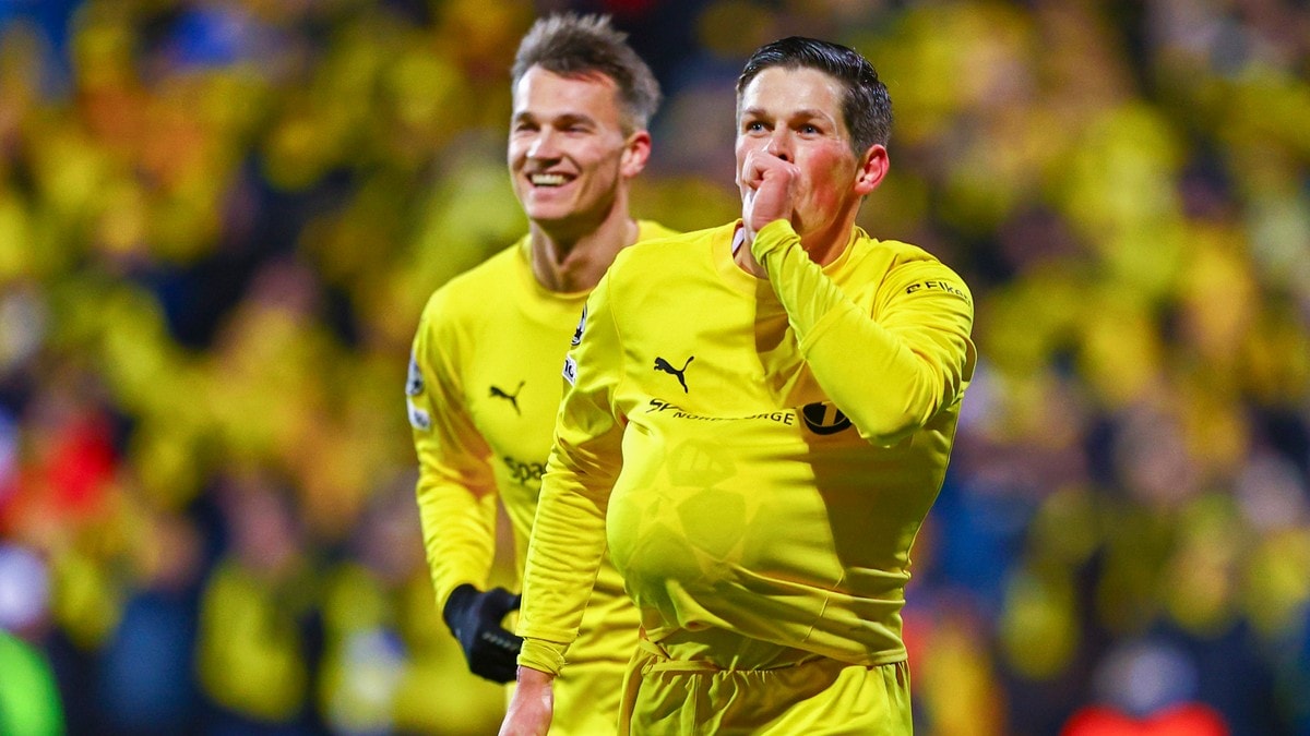 Tatt på sengen av babyfeiring – lagkamerat måtte gratulere i pausen