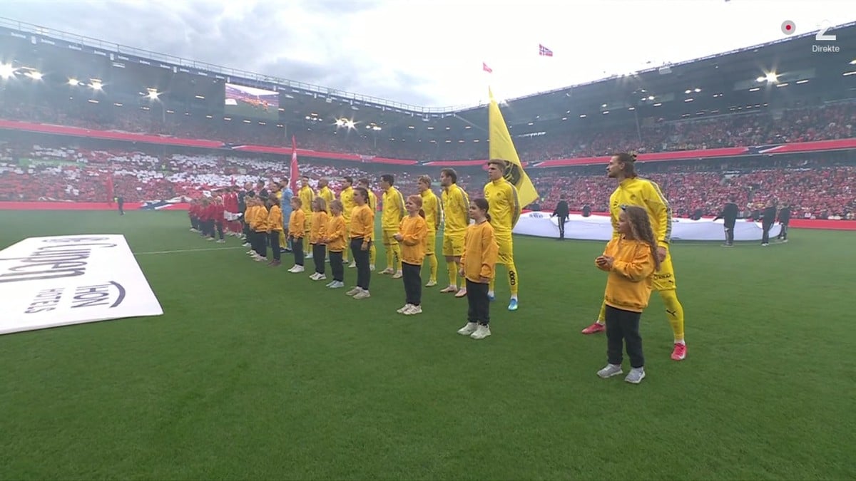 Ny versjon av nasjonalsangen - bilder fra TV 2 Direkte