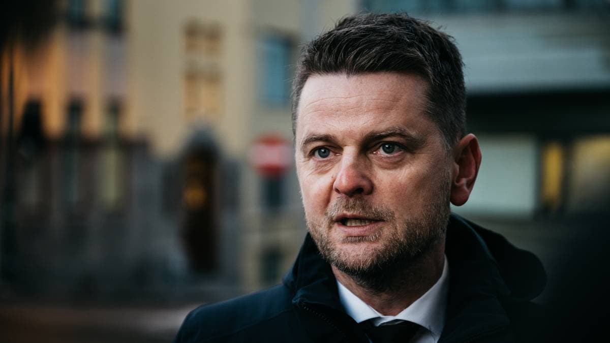 Overlege i psykiatri siktet for voldtekt av pasient: – Hun står i en tøff tid nå