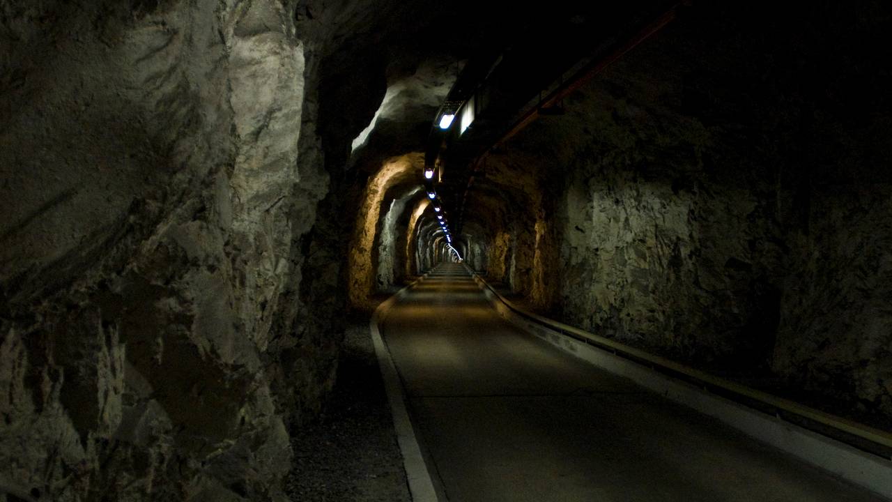 Tunnel i fjellanlegget på Olavsvern orlogsstasjon
