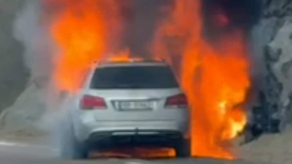 Lange køer etter bilbrann på E6 i Lillestrøm