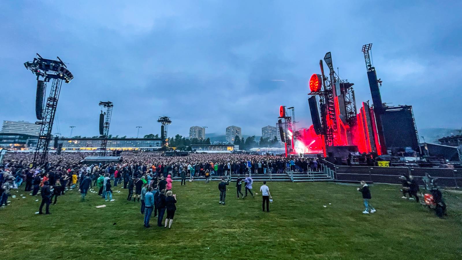 AC/DC på Bjerke travbane – dette bør du vite om trafikk og transport ...