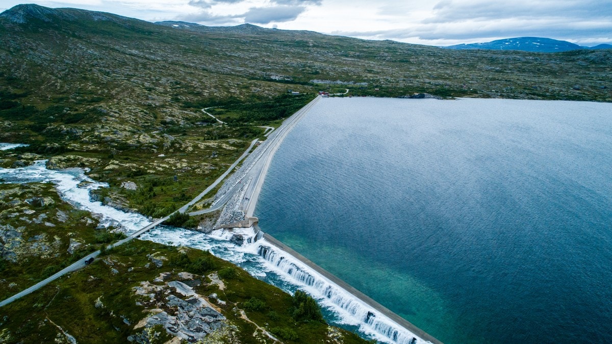 Statkraft vil pusse opp gamle kraftverk for milliardar – kommunane fryktar store tap