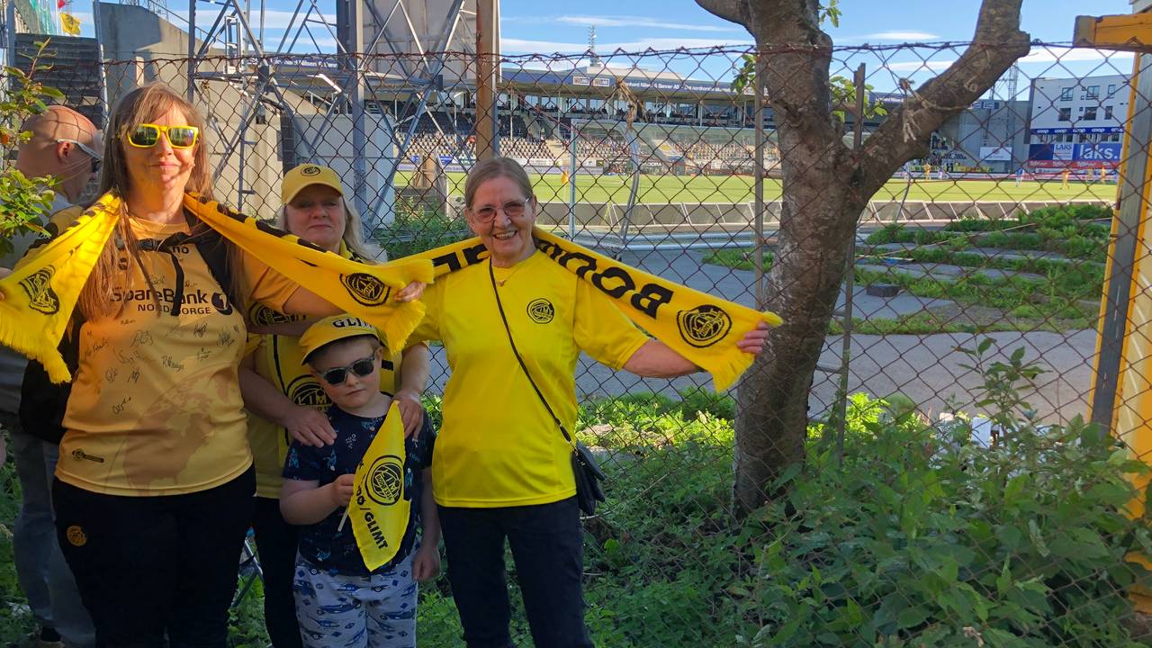 Glimt-supportere ser kamp utenfor Aspmyra