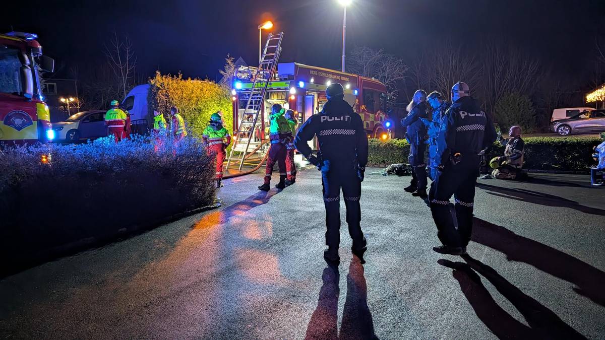 Brann i bolig i Indre Østfold: Politiet har startet evakuering