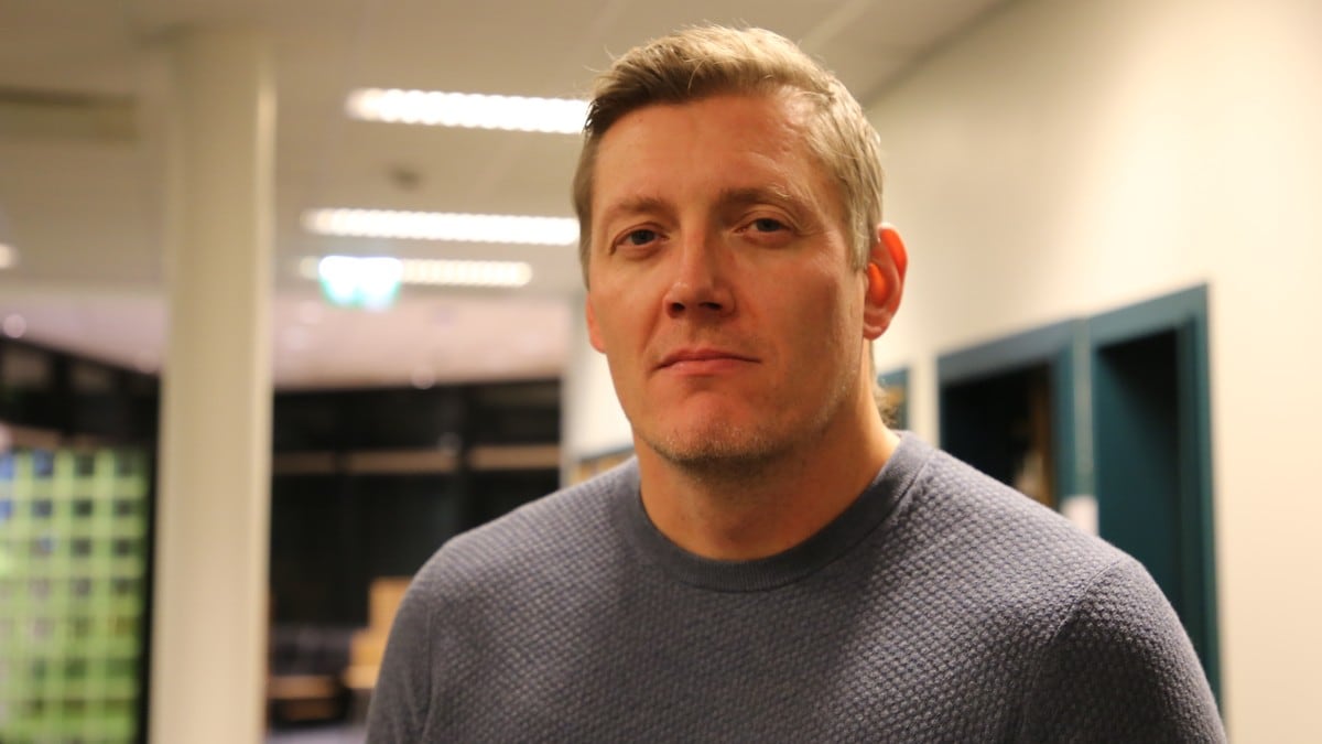 Ber Thorbjørn Jagland og Terje Rød-Larsen melde seg ut av Arbeiderpartiet