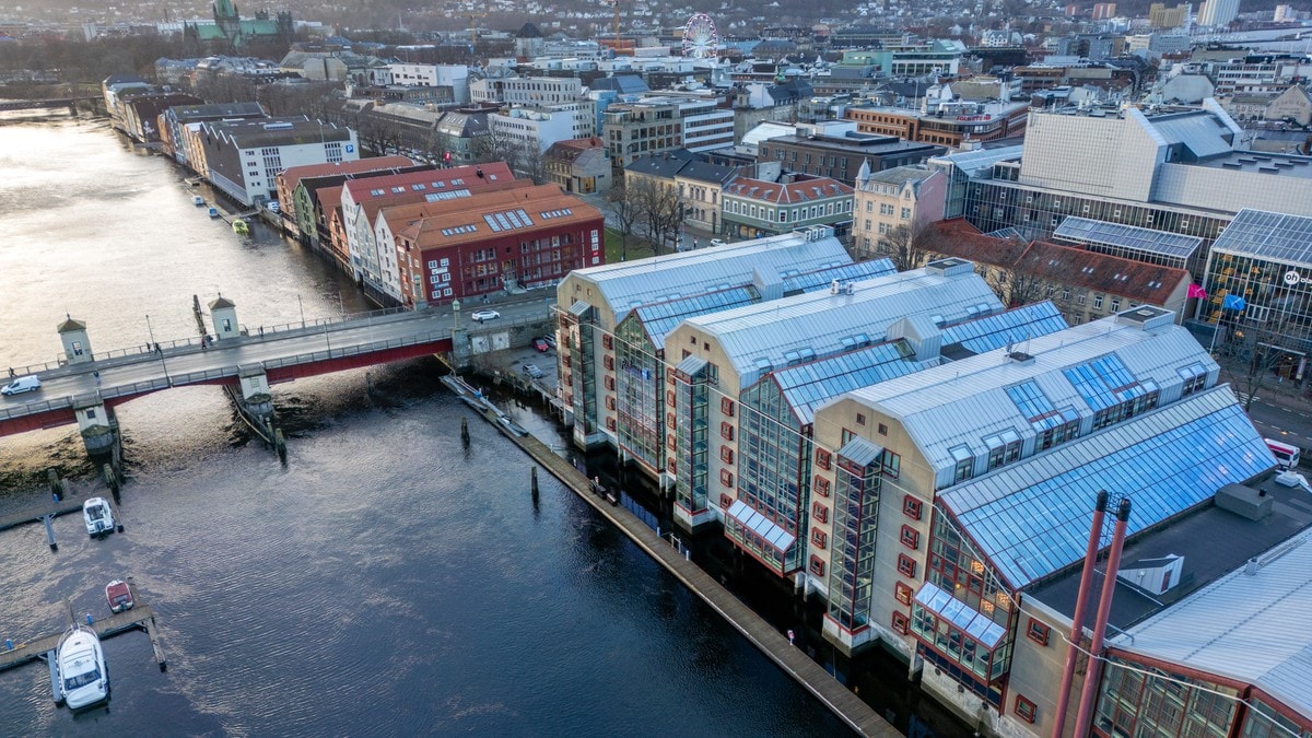 Tidligere Høyre-topp sammenligner Trondheims sentrumsplan med Berlinmuren