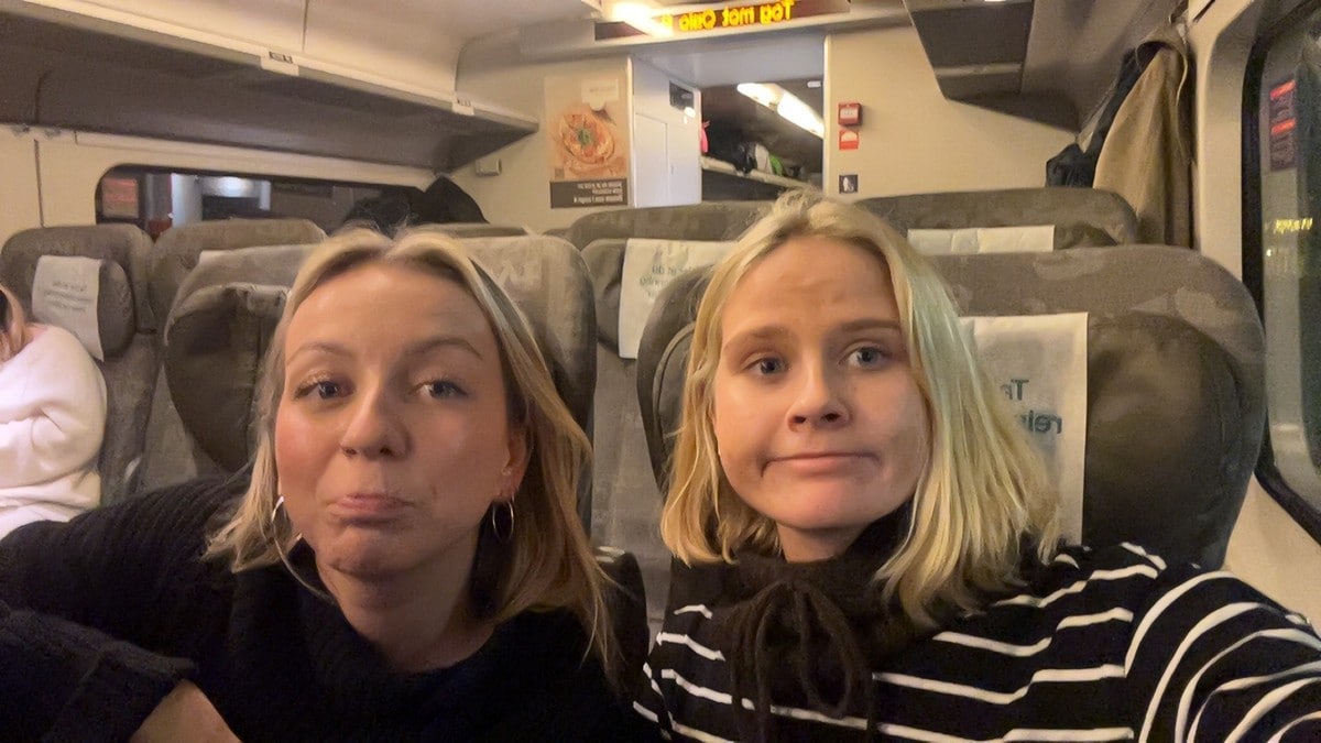 Bergensbanen opna att – 350 passasjerar var råka av togstans