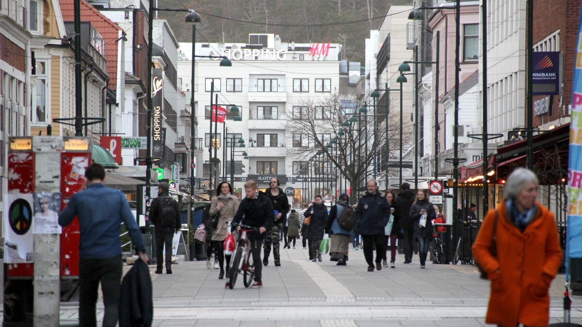 Kristiansand stenger ned