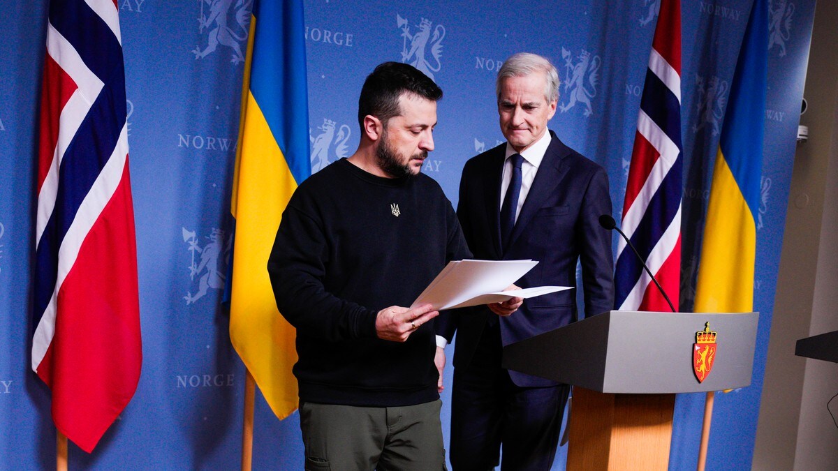 Volodymyr Zelenskyj er i Oslo: – Vil personlig takke Norge for støtten