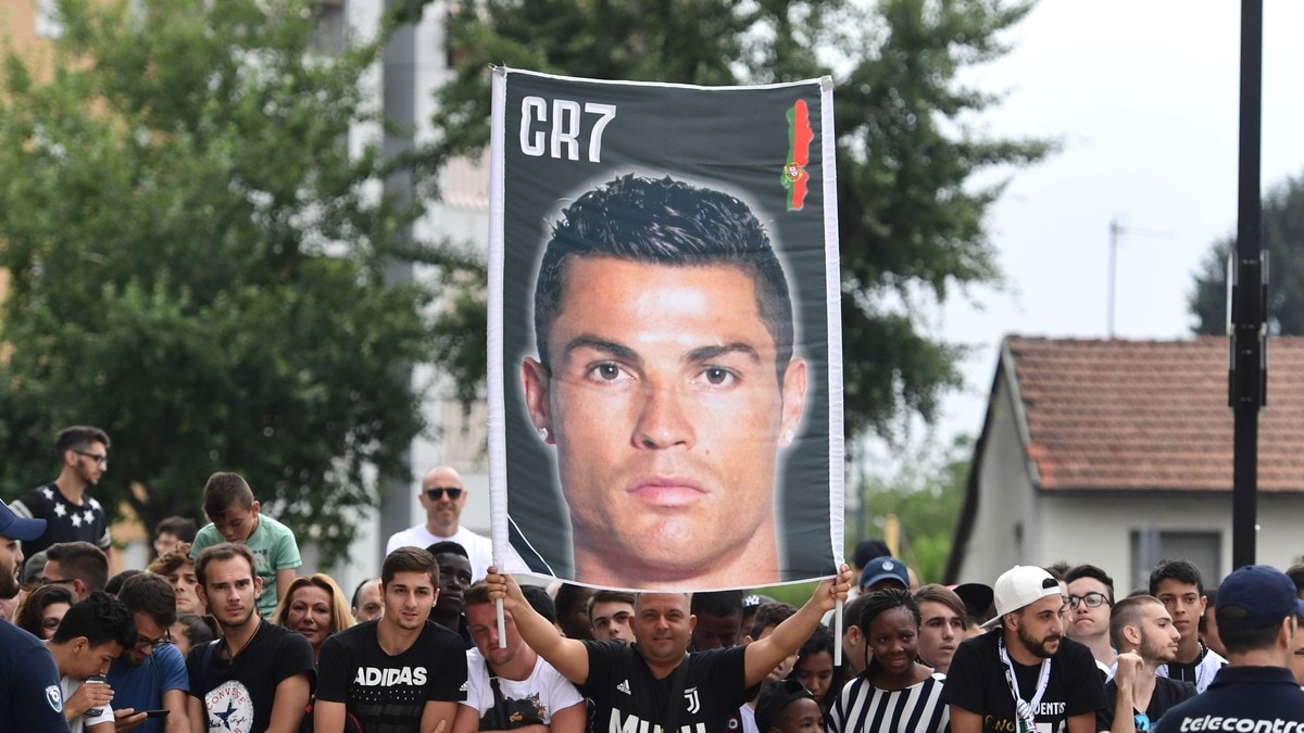Ronaldo åpner borte