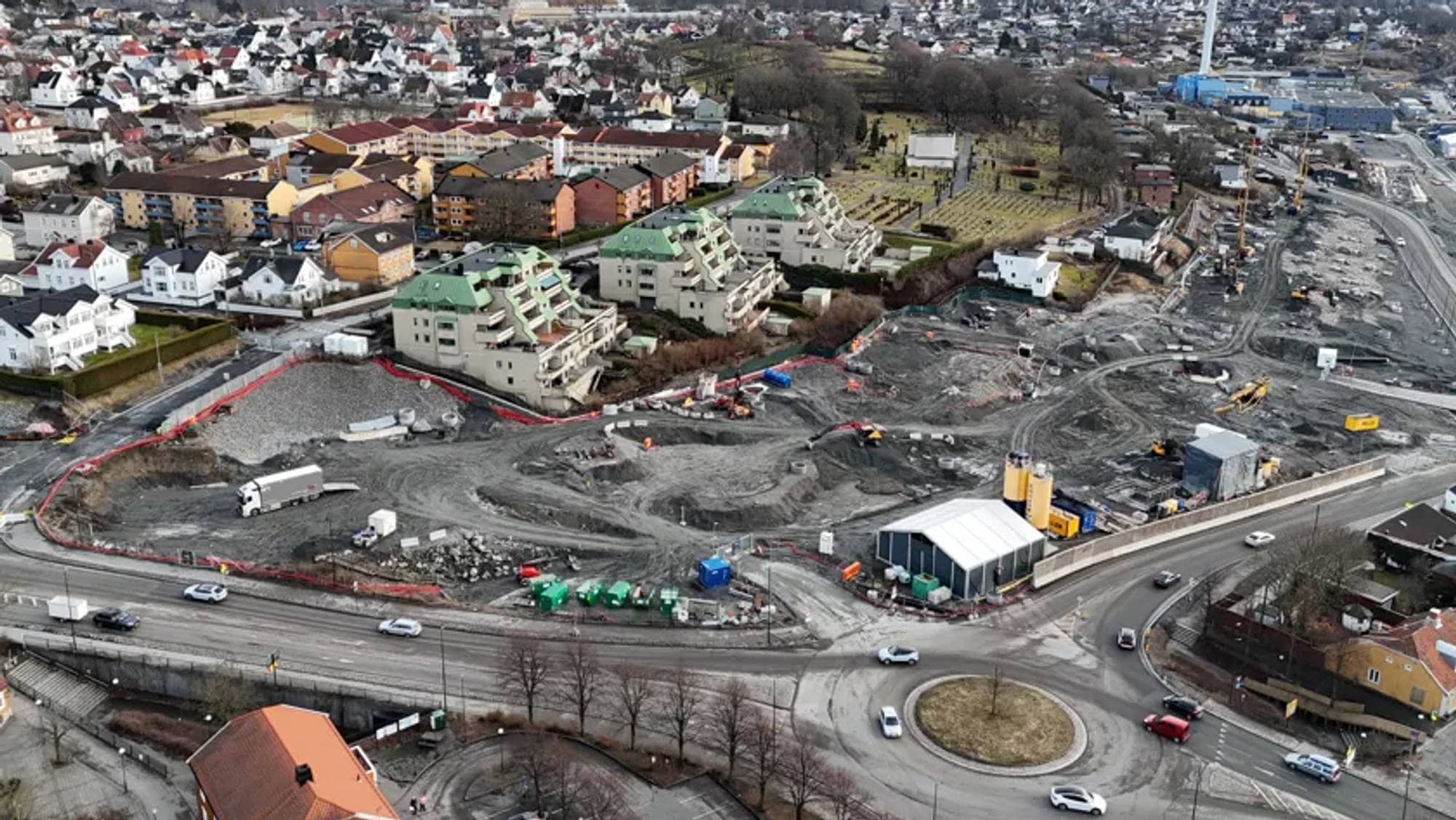 Bane Nors anlegg i Moss med boligblokker