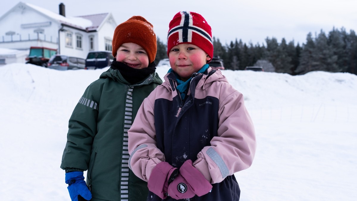 Ikke alle gjør som Eirik (5) og Ottar (5): Leker timevis i minusgrader hver dag