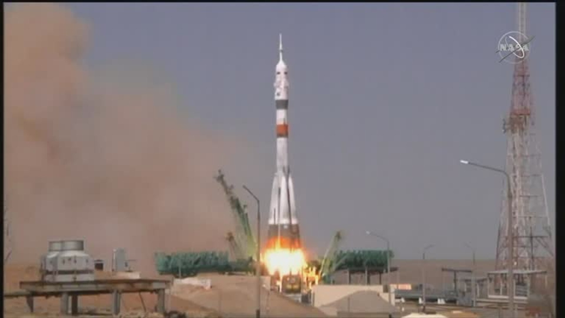 Полет юрия гагарина в космос видео. Космодром Байконур старт Гагарина. Восток 1 на космодроме Байконур 1961. Российский космический корабль ю а Гагарин Союз МС 18. Ракета Союз Юрия Гагарина.