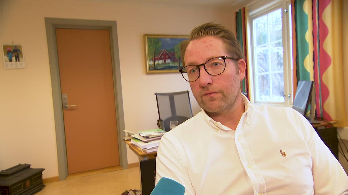 Vil legge ned skole og øke eiendomsskatt