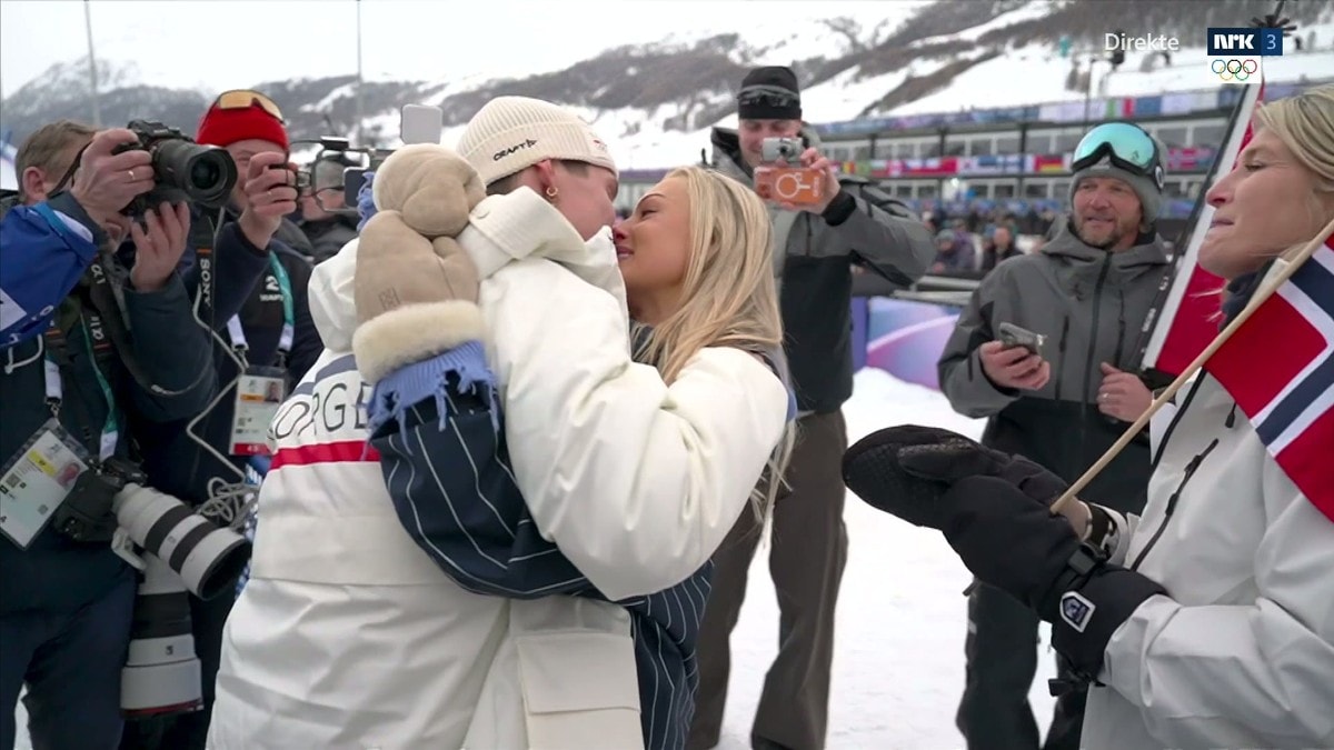Her får blodig Ruud seierskysset etter OL-bragden: – Helt spinnvilt
