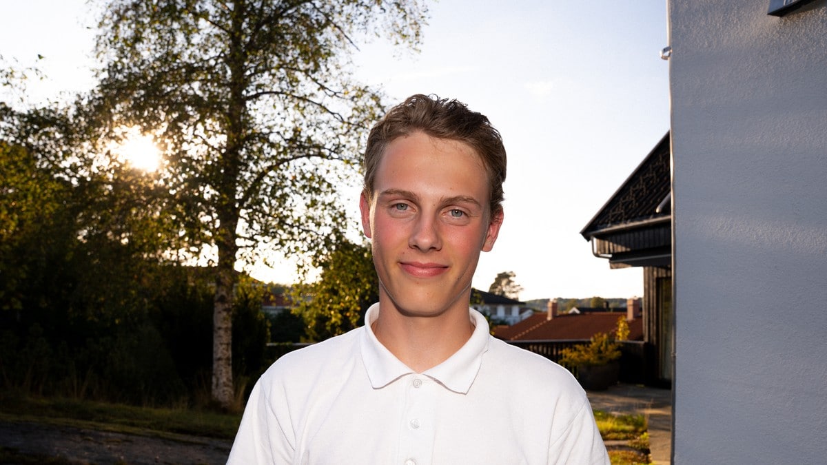 Carl (18) skapte sin egen jobb: – Heller prøve enn å nøle!