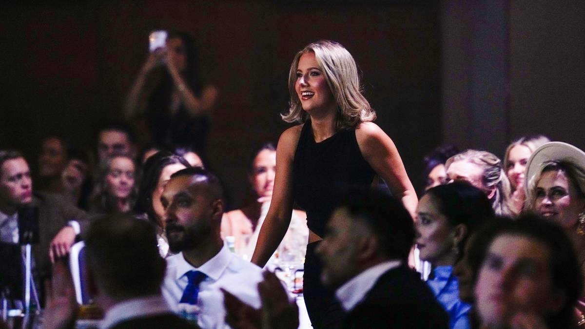 Leah Isadora Behn kåret til årets skjønnhetsinfluenser på Vixen Awards