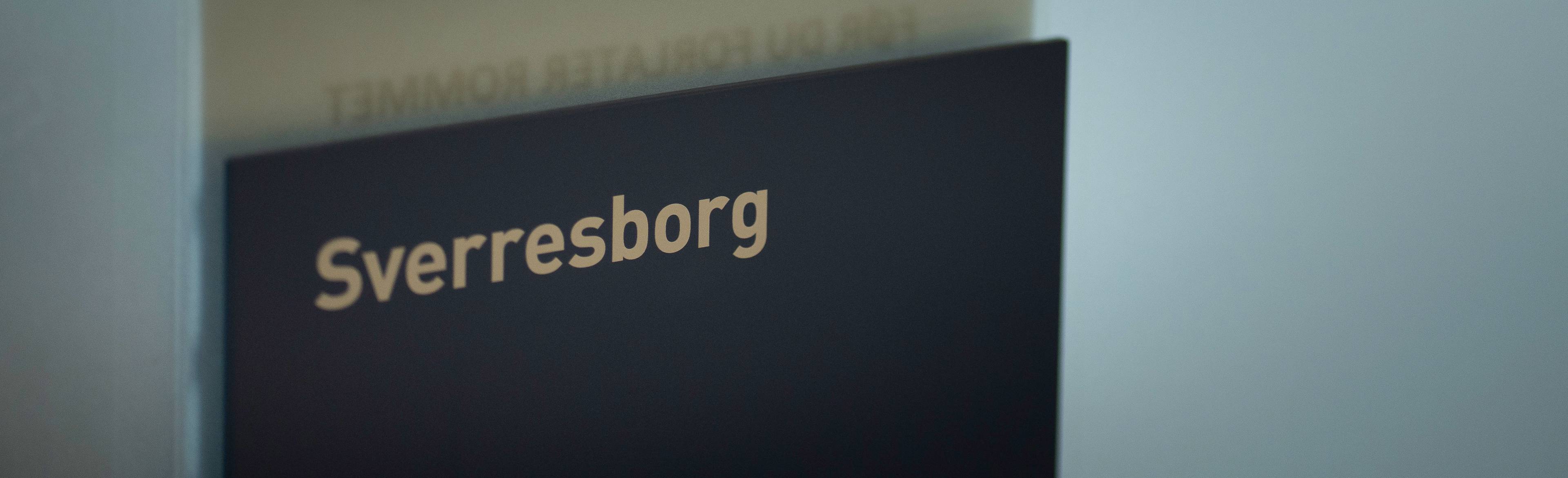 Bilde av ei dør med tittelen på rommet; Sverresborg