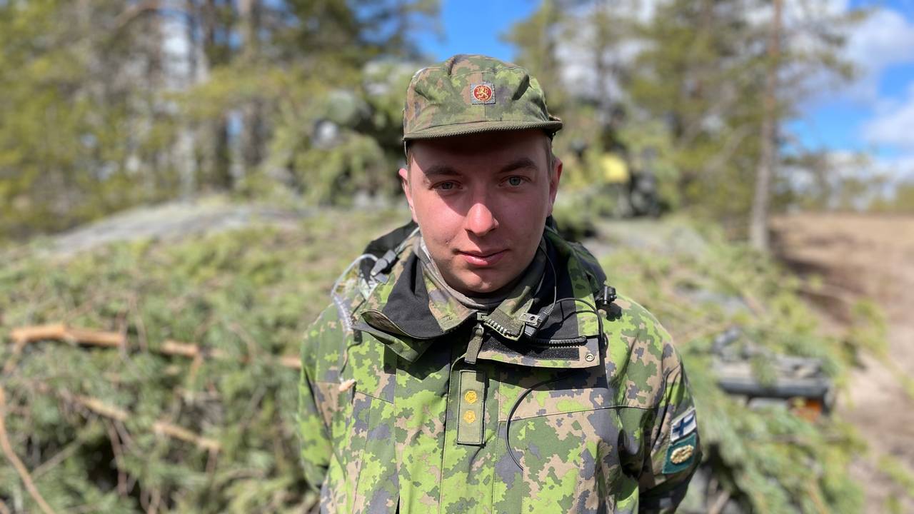 Finsk vernepliktig på øvelse